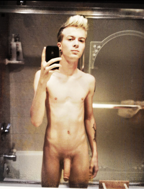 selfpix org - sexy young guy